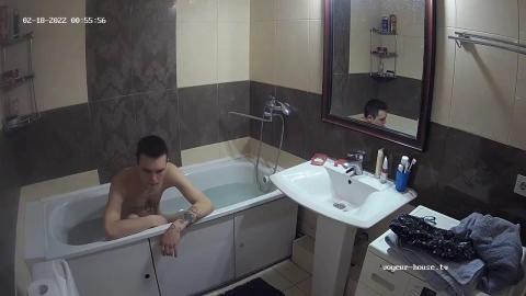 Voyeur-house - Artem &amp; Sava bath together 18 Feb 2022
