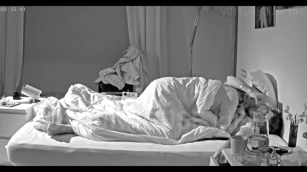 Reallifecam - Sara and Massimo have Passionate sex make 69 and hot blowjob 09.05.2024.mp4