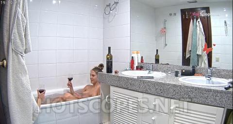 Reallifecam - Martina and her cousin drink wine, dance and have fun in the hot tub 25.09.2021
