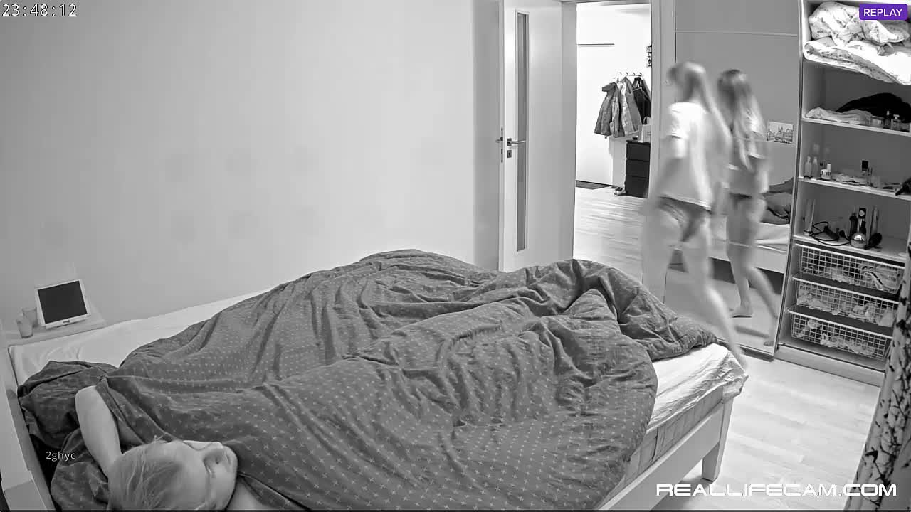 Reallifecam - Leora and Paul night sex and blowjob in the bedroom 11.06.2023