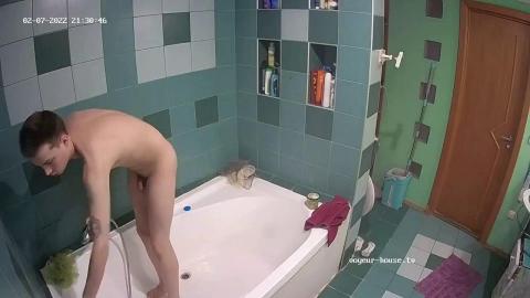 Voyeur-house - Dillon evening shower 7 Feb 2022