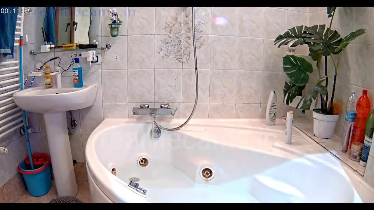 Reallifecam - Masha have hardcore sex from behinde with a Nigerian guest guy in bathroom 24.12.2024