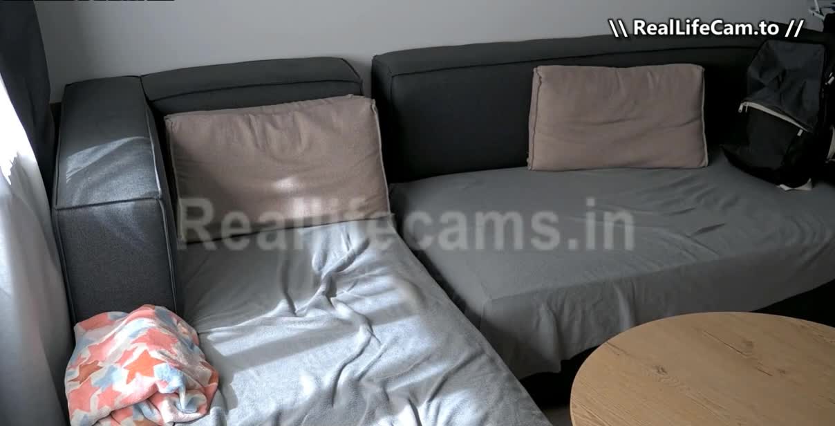 Reallifecam - Zabava and her boyfriend have hardcore sex on sofa 25.03.2025